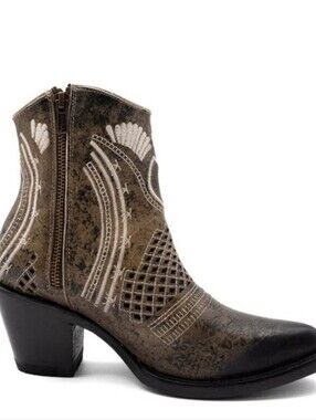 Ferrini Savannah Fashion Booties- Round Toe- Dark Brown